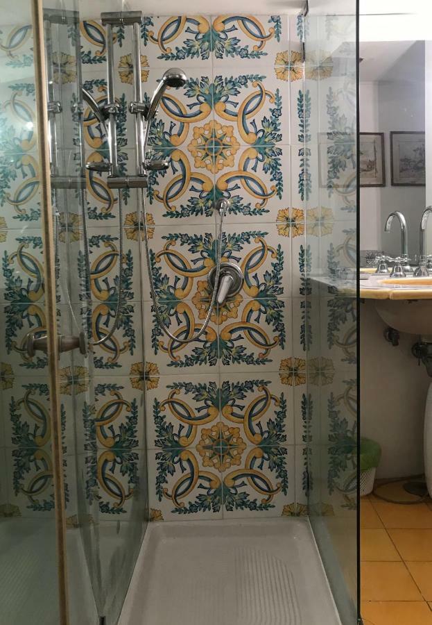 Villa Guya カプリ エクステリア 写真